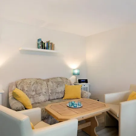 Shaun Apartment
